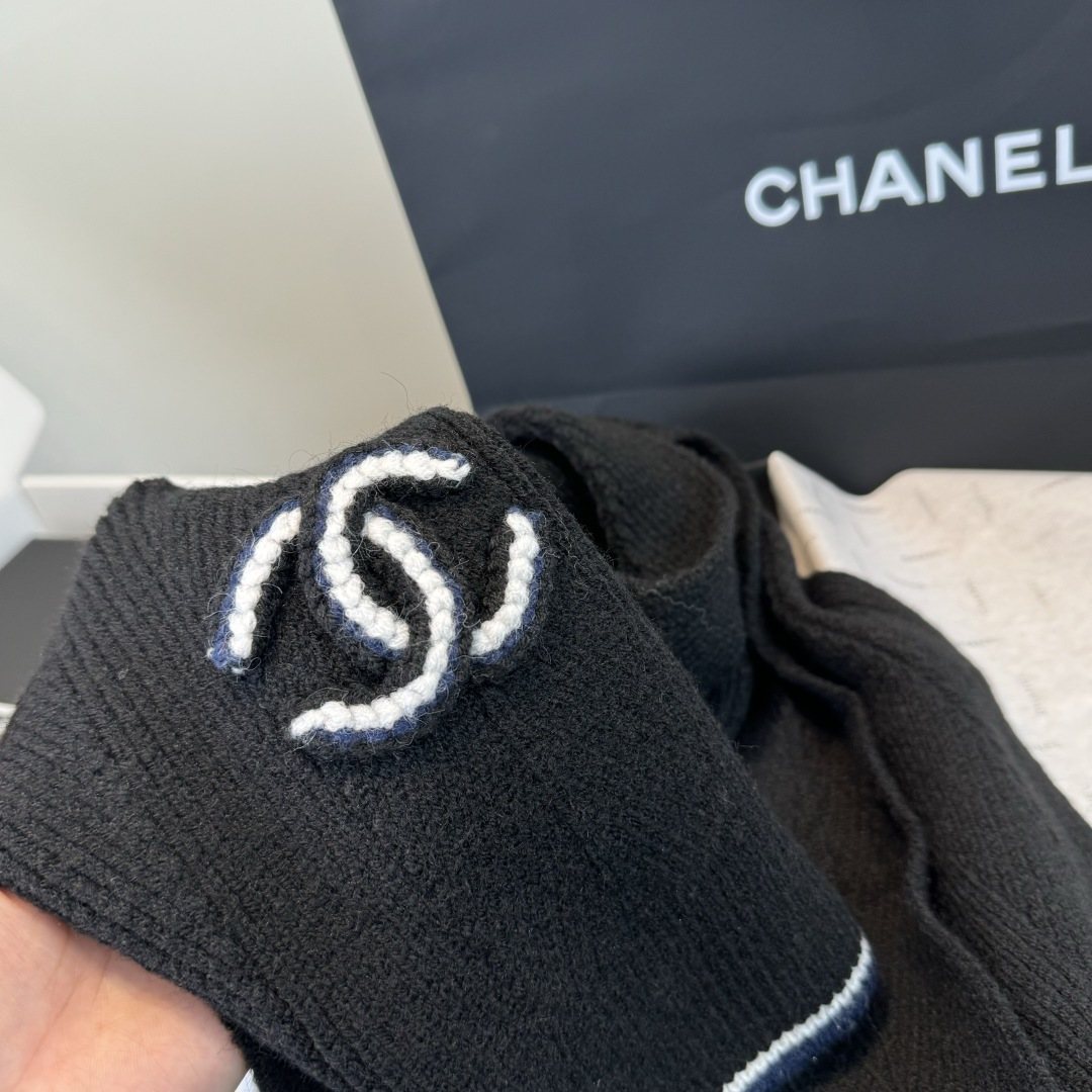 Chanel Embroidered Knitted Scarf — front