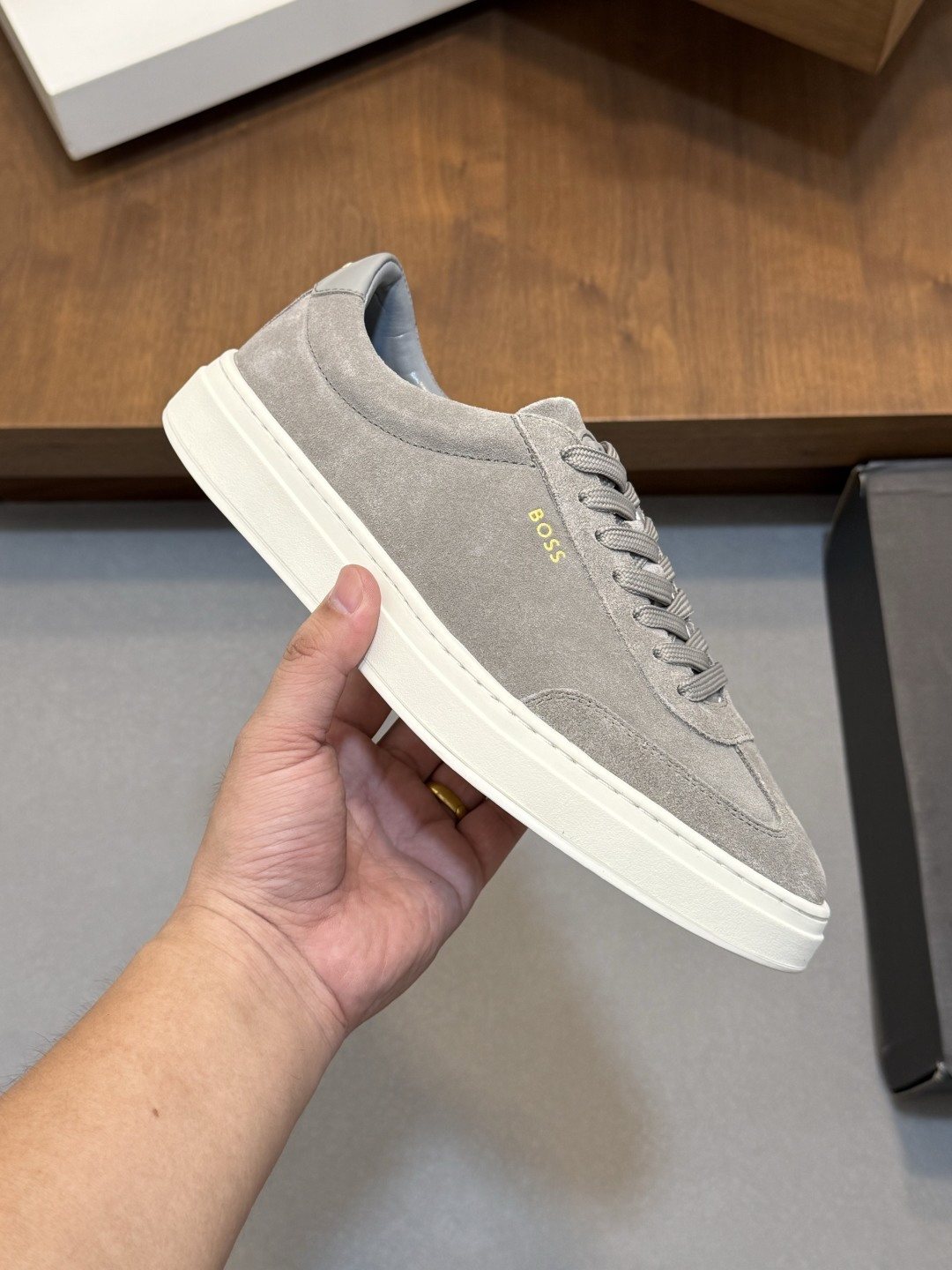 BOSS Leather Low-Top Sneakers — model