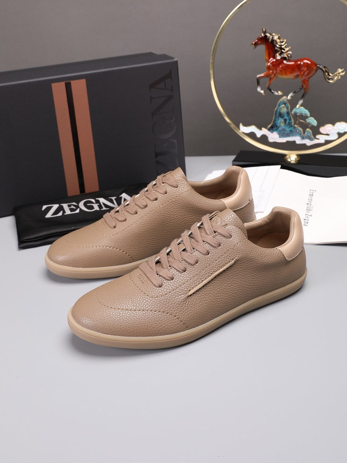 ZEGNA Textured Leather Low-Top Sneakers — front