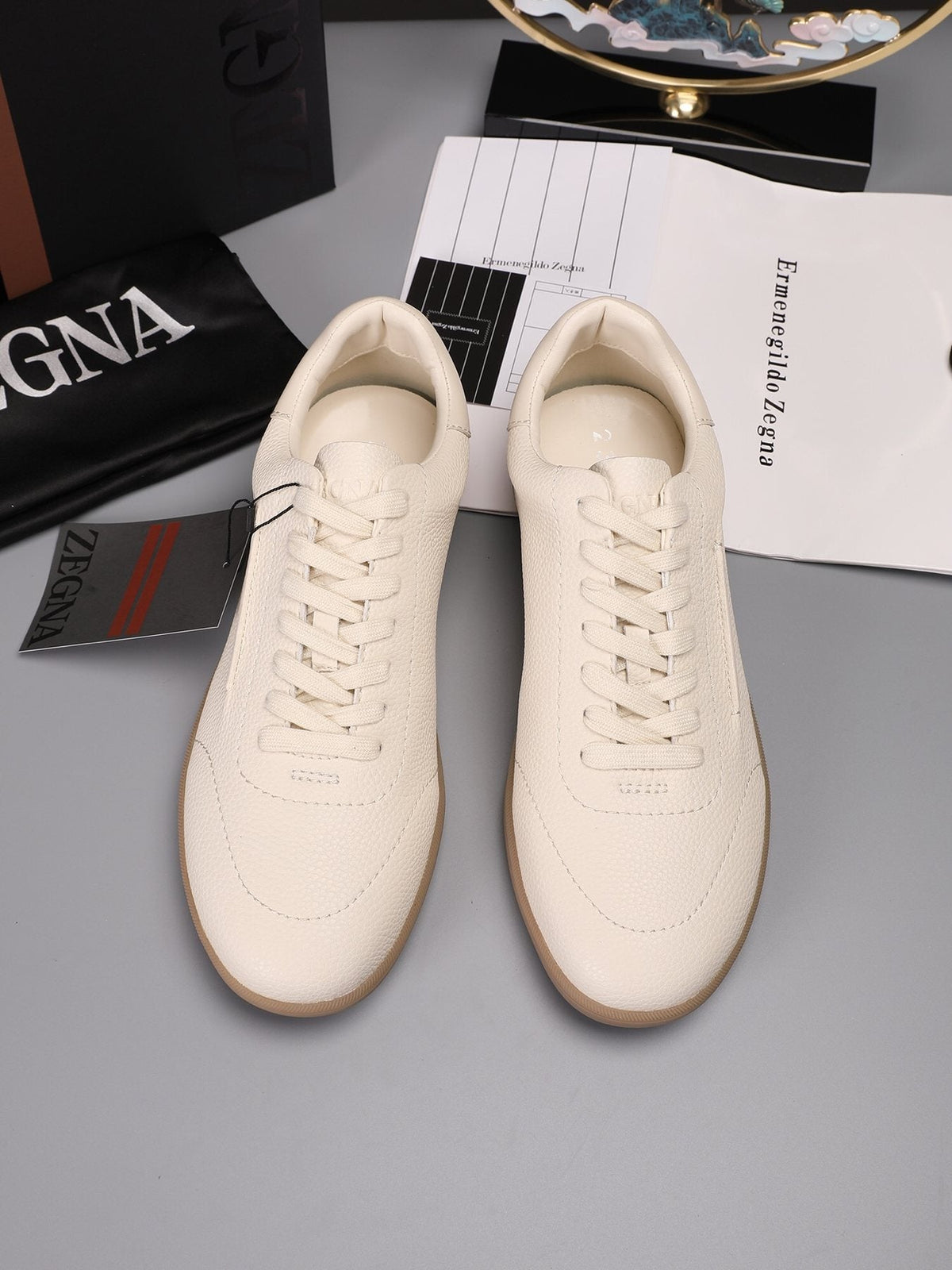 ZEGNA Textured Leather Low-Top Sneakers — front