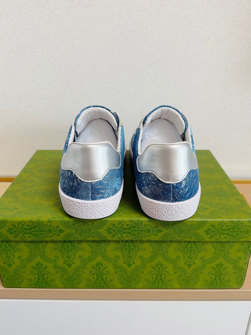 Gucci Men's Patterned Low-Top Sneakers — back