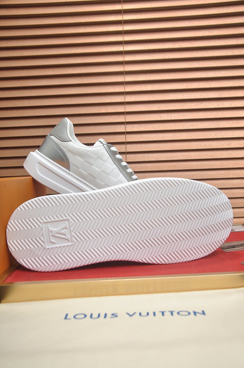 Louis Vuitton Paneled Low-Top Sneakers — detail