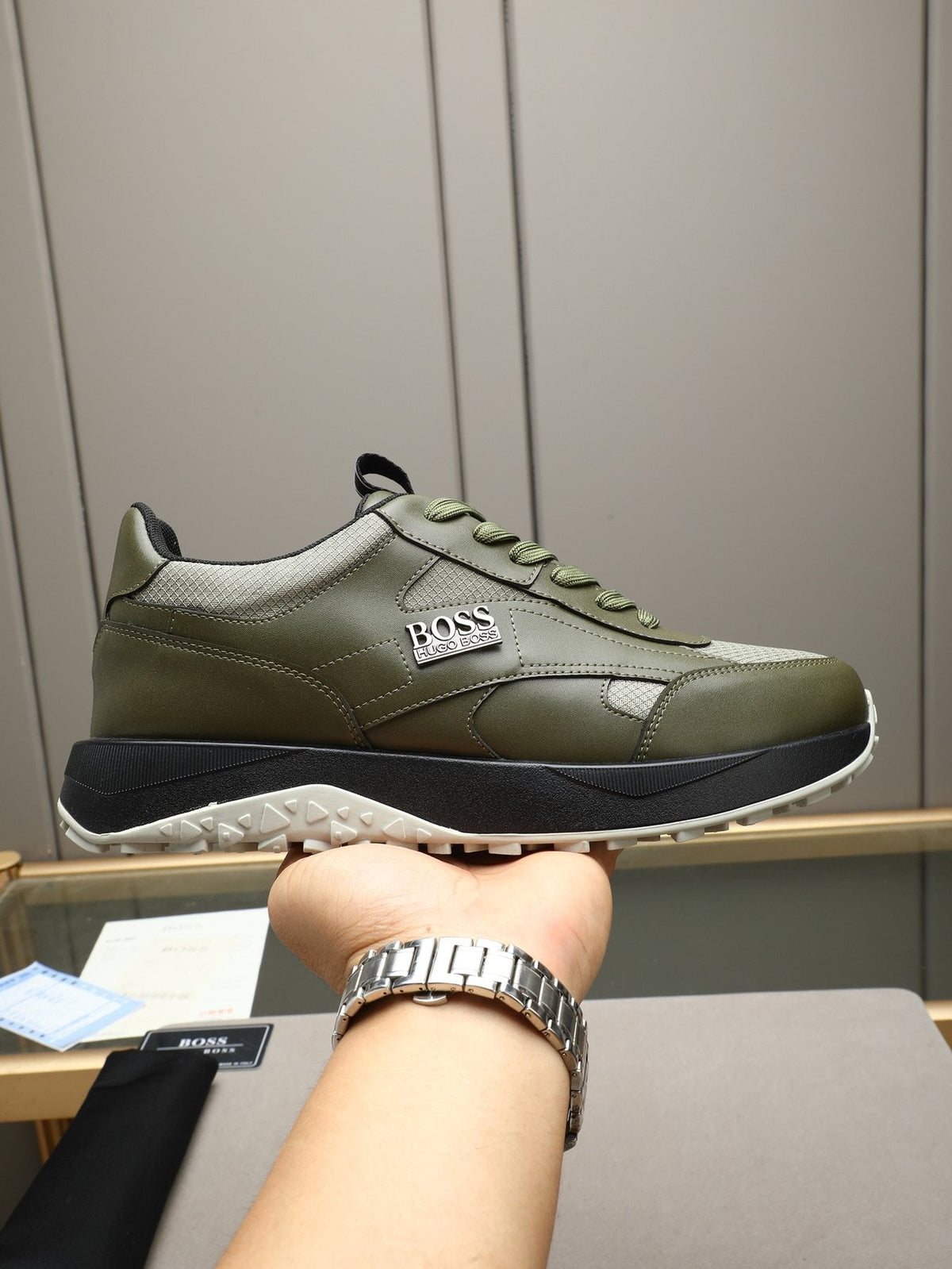 Hugo Boss Paneled Low-Top Sneakers — model