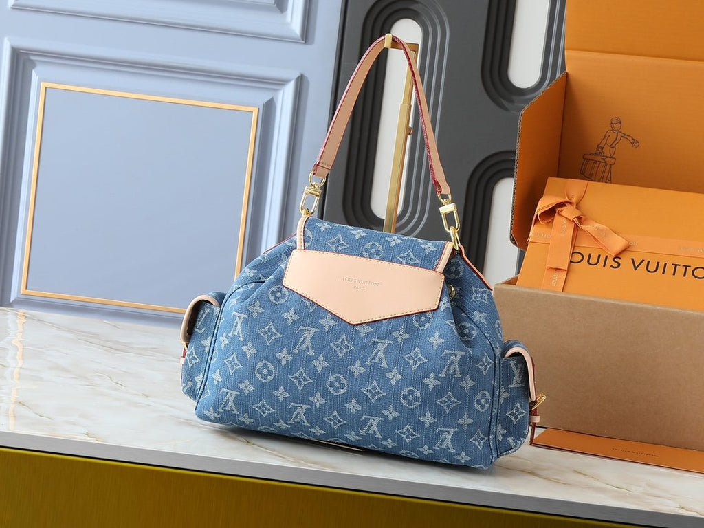 Louis Vuitton Odyssée Backpack Handbag — back