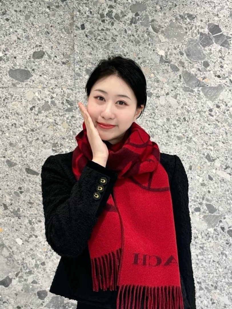 Coach Logo Fringed Wool Scarf — model