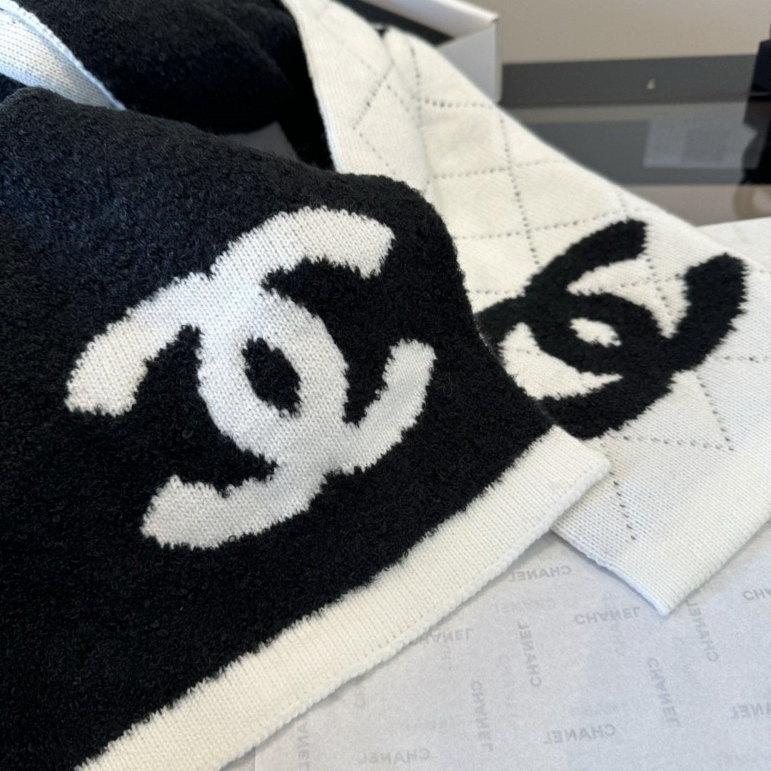 Chanel Knit Scarf with Ivory Motifs — detail
