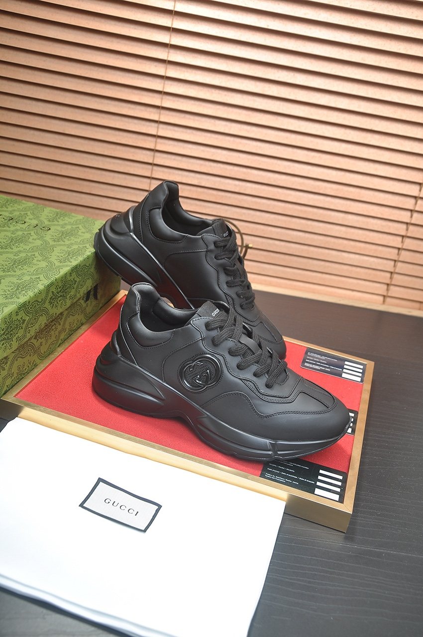 Gucci Tonal Chunky Low-Top Sneakers — front