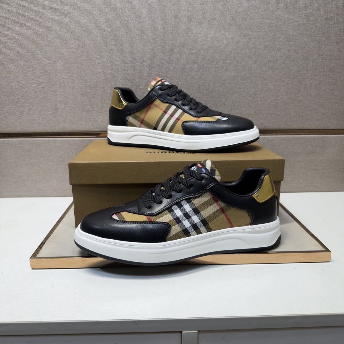Burberry Plaid-Panel Low-Top Sneakers — side