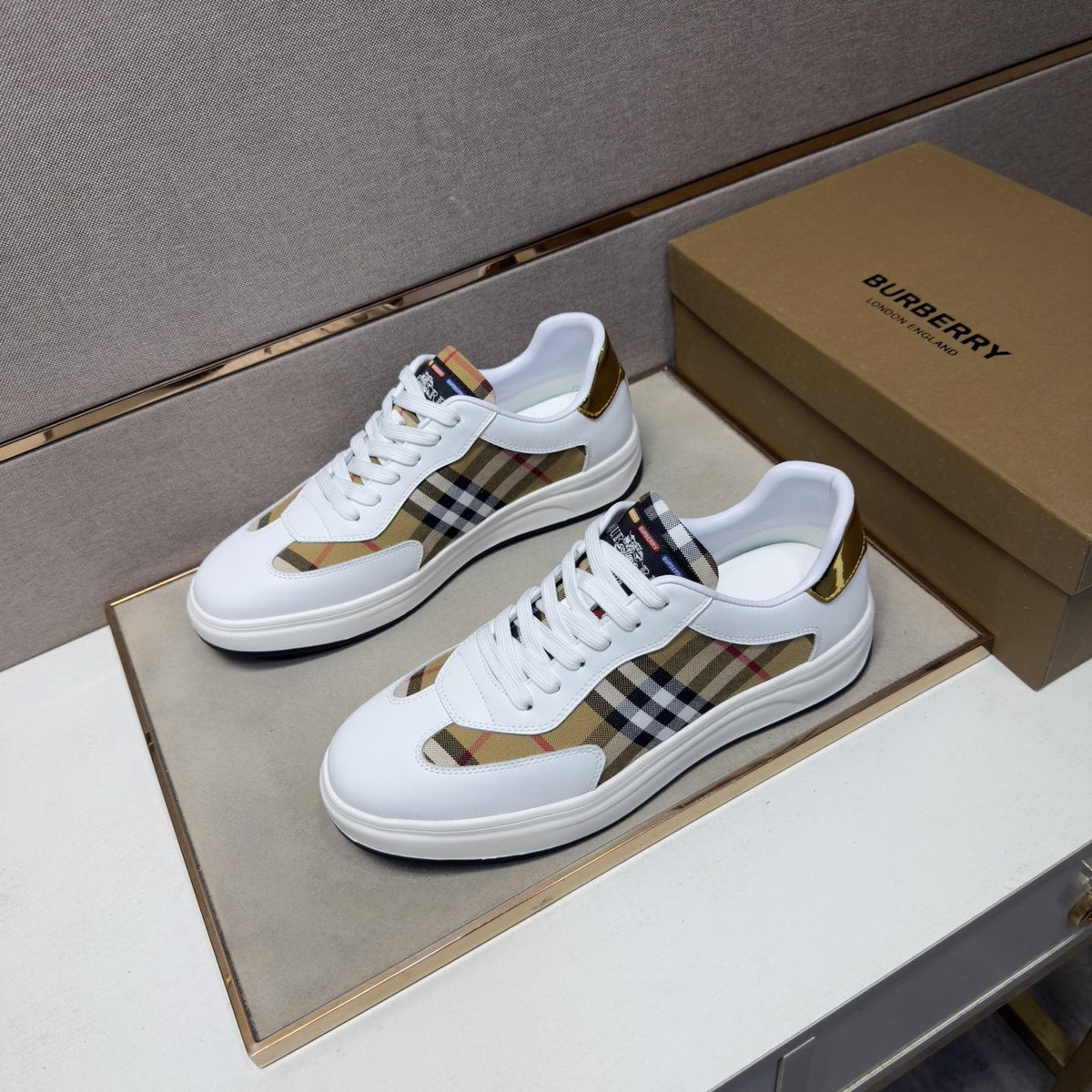 Burberry Plaid-Panel Low-Top Sneakers — front