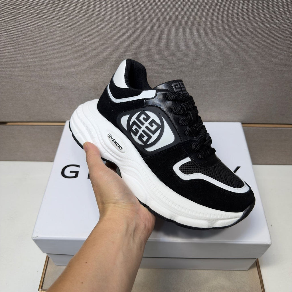 Givenchy Black and White Low-Top Sneakers — model