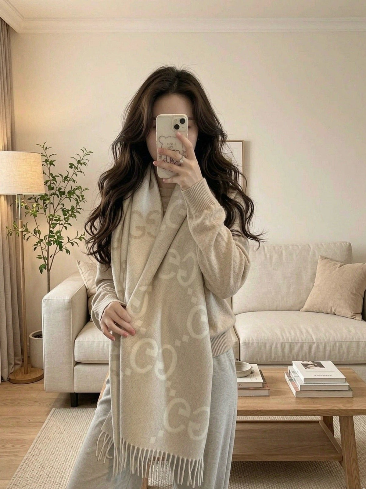 Gucci Beige & Ivory Fringed Scarf — hero