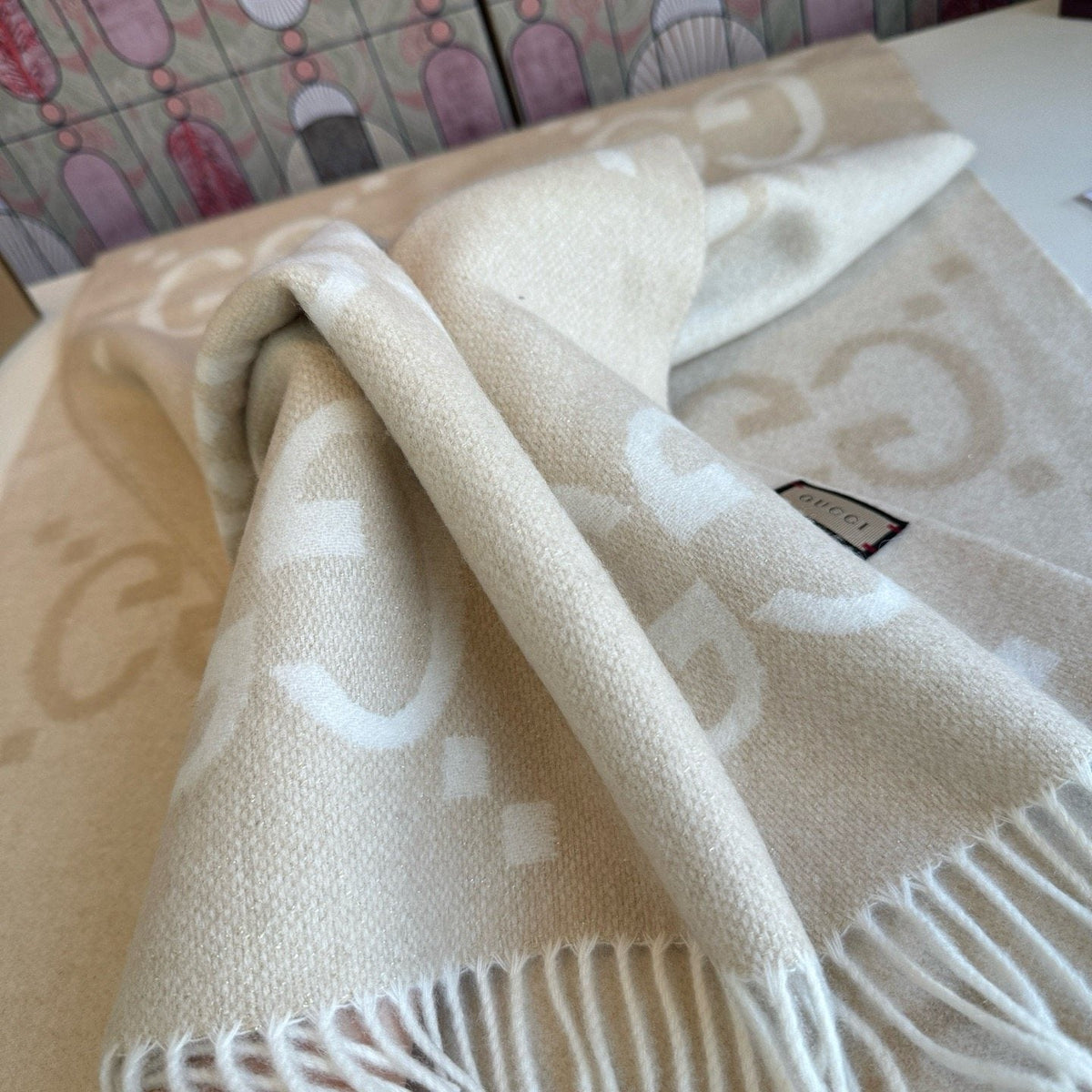 Gucci Beige & Ivory Fringed Scarf — detail