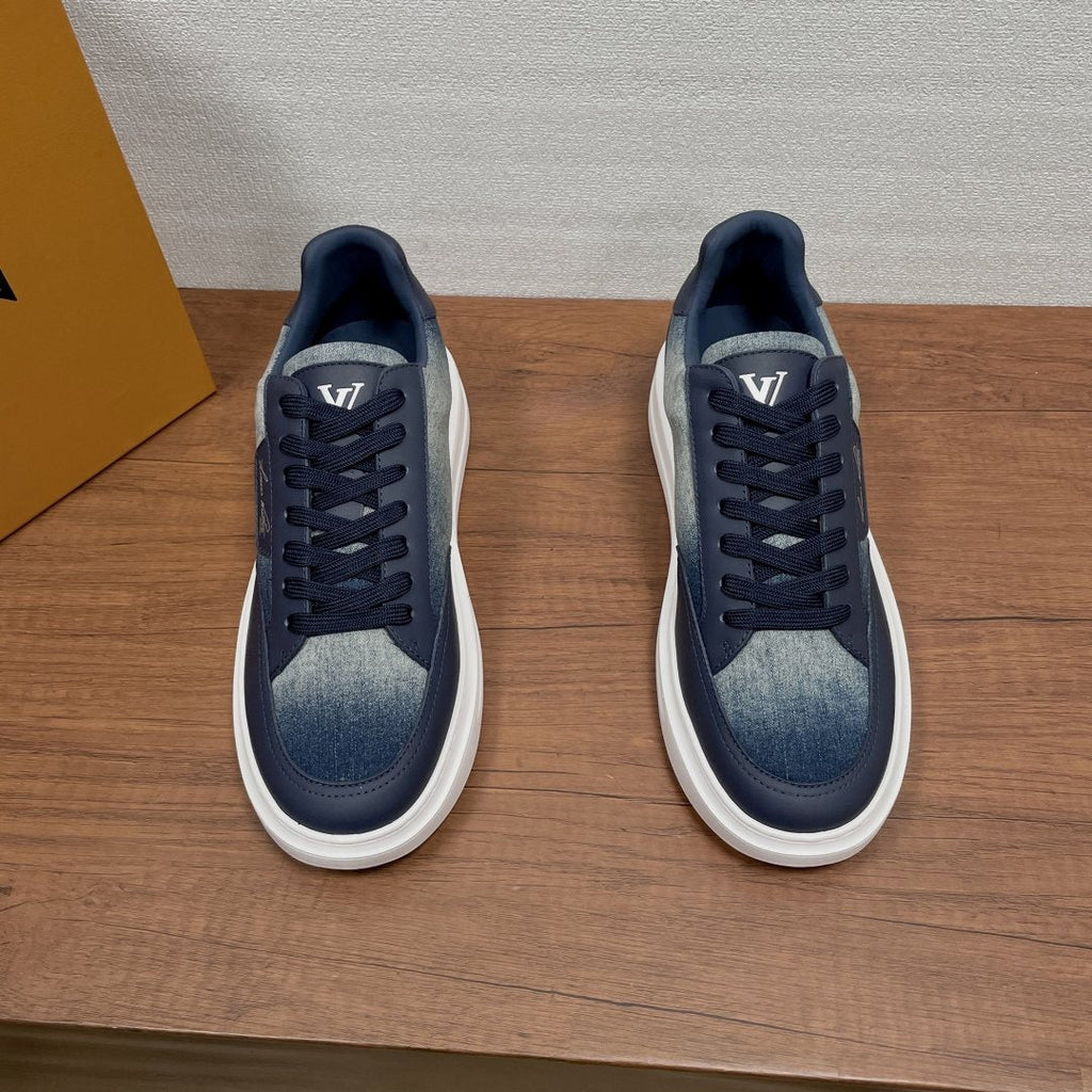 Louis Vuitton Textured Low-Top Sneakers — front