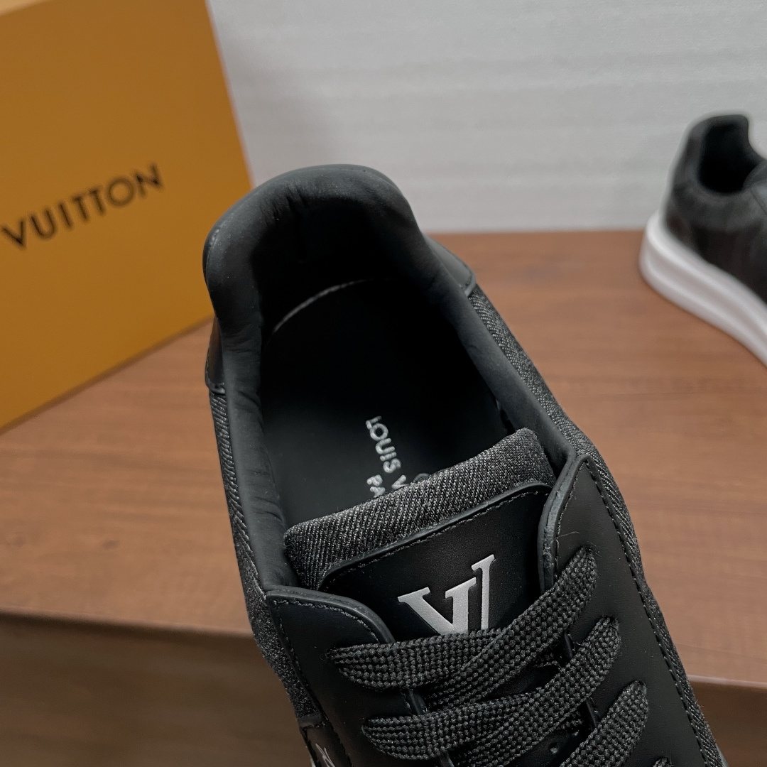 Louis Vuitton Textured Low-Top Sneakers — detail