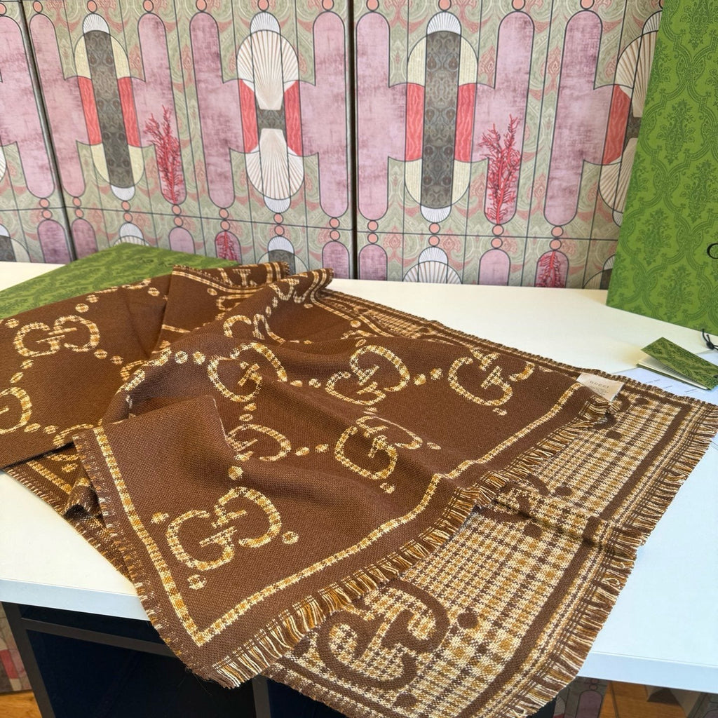 Gucci Fringed Monogram-Style Scarf — front