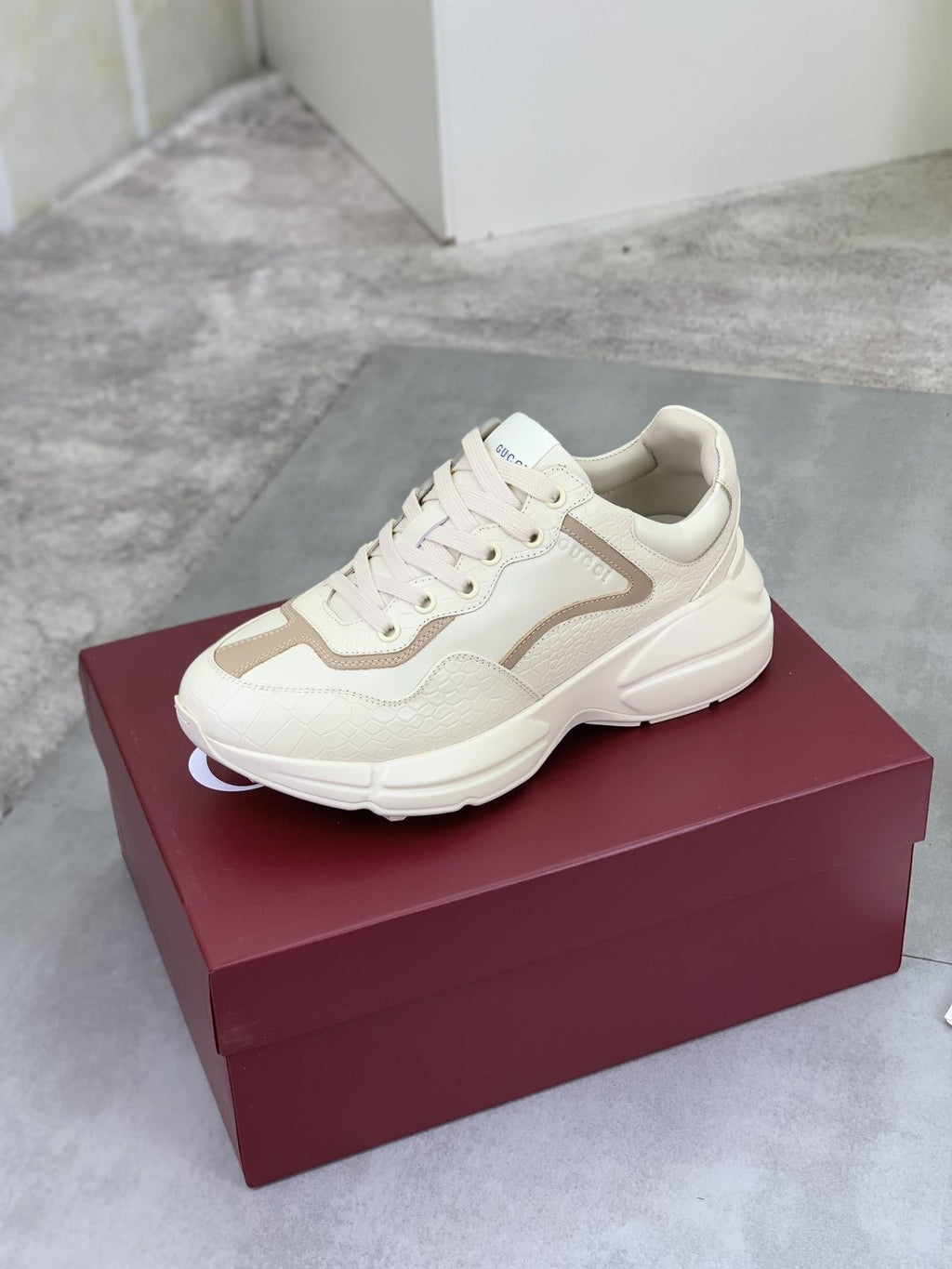 Gucci Paneled Chunky Sneakers — side