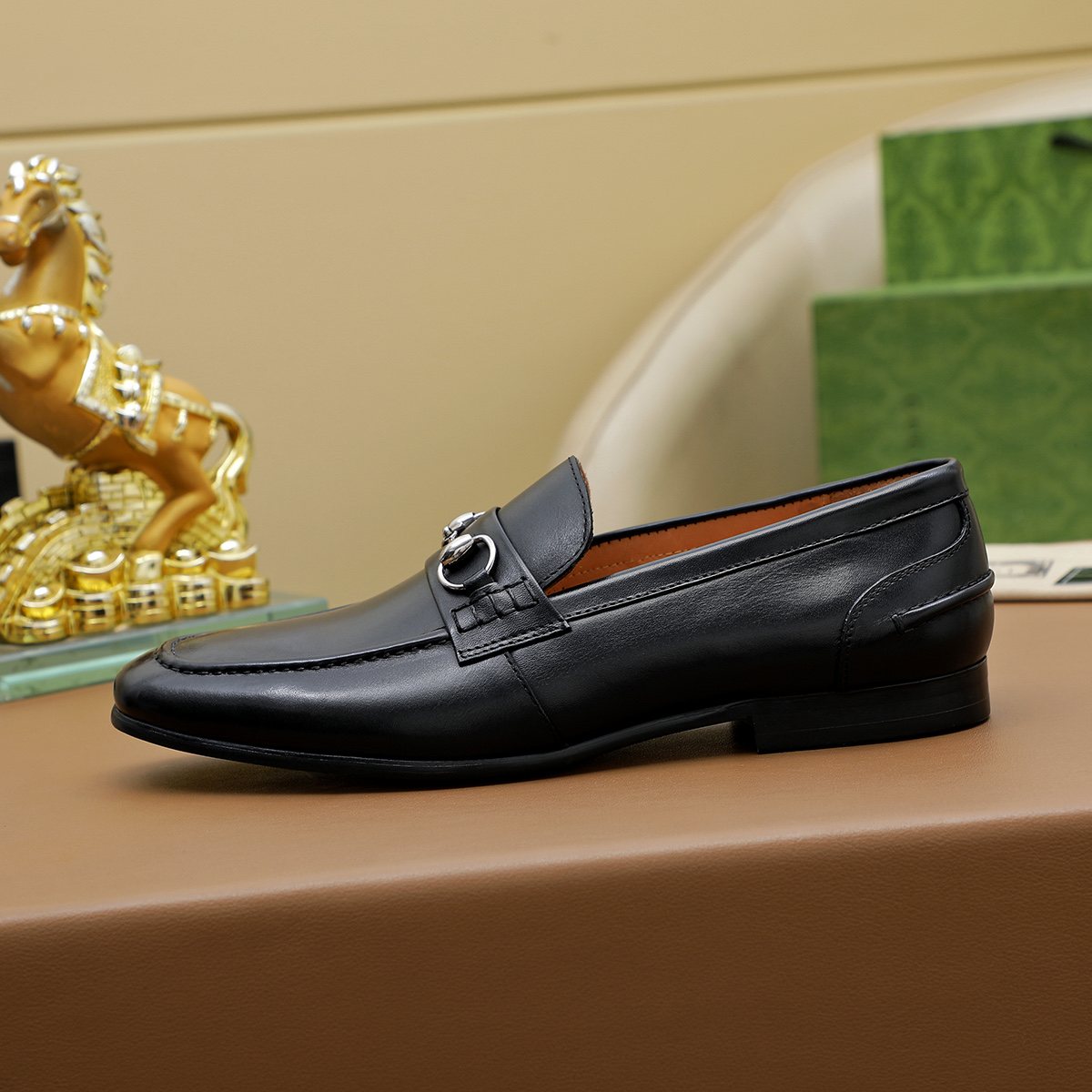 Gucci Bit-Detail Slip-On Loafers — side