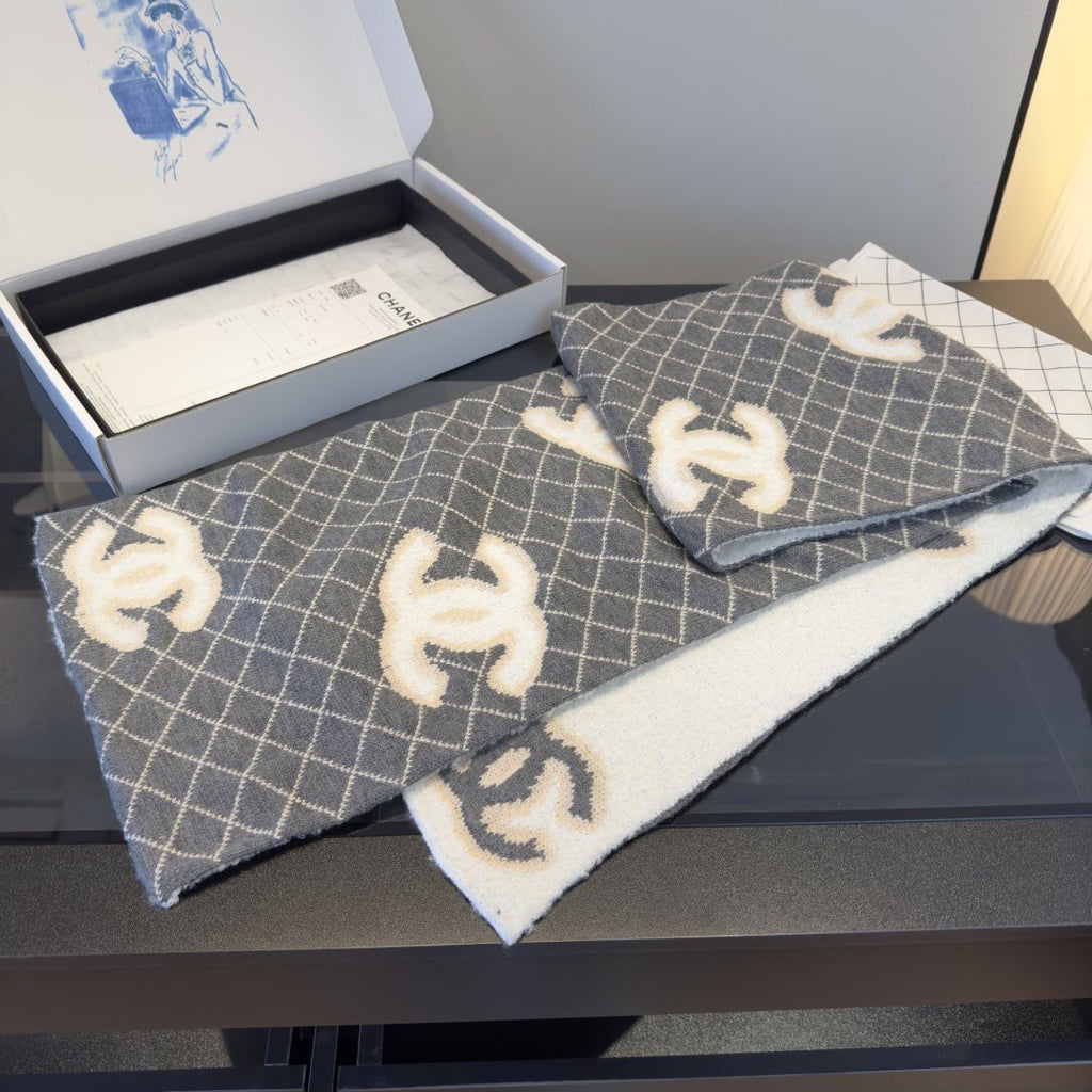 Chanel Grid Knit Scarf — front