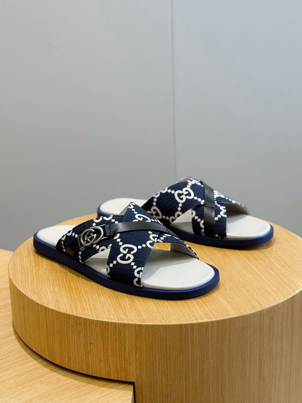 Gucci Crossed Strap Slide Sandals — front