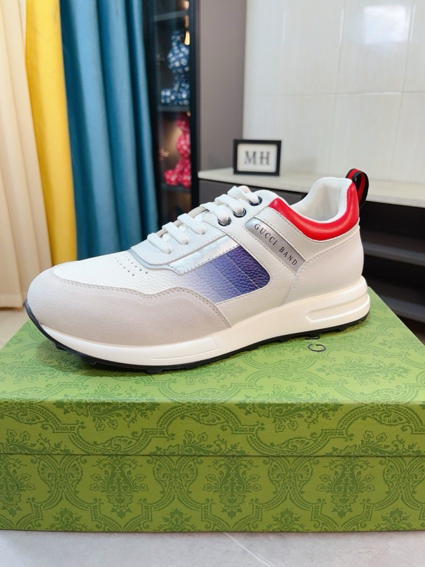 Gucci Contrast Panel Low-Top Sneakers — side