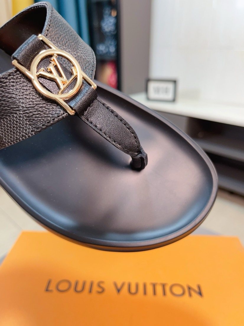 Louis Vuitton Dark Brown Check Thong Sandals — detail