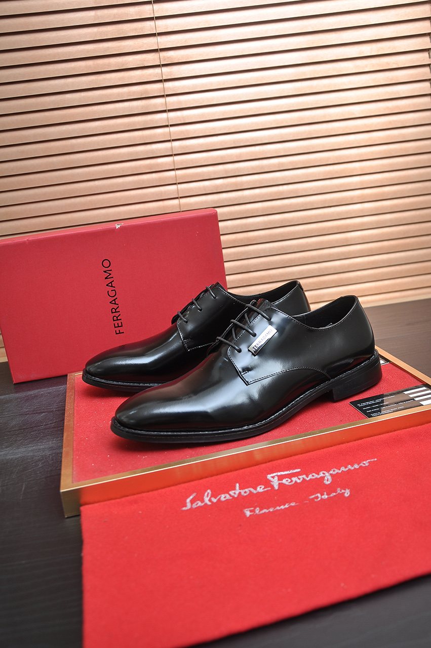 Salvatore Ferragamo Leather Lace-Up Dress Shoes — front