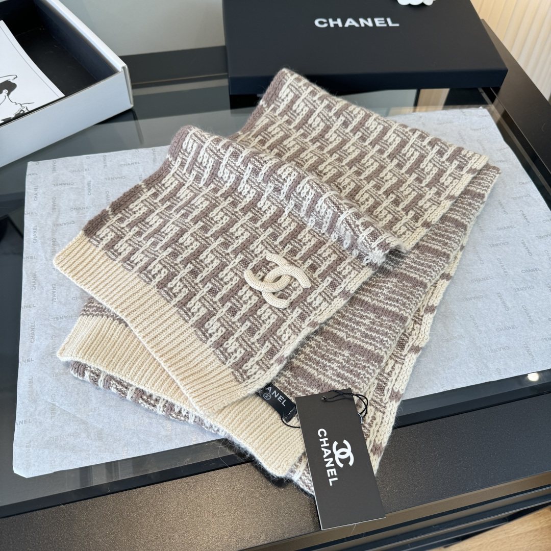 Chanel Logo Knit Hat, Scarf & Gloves Set — detail