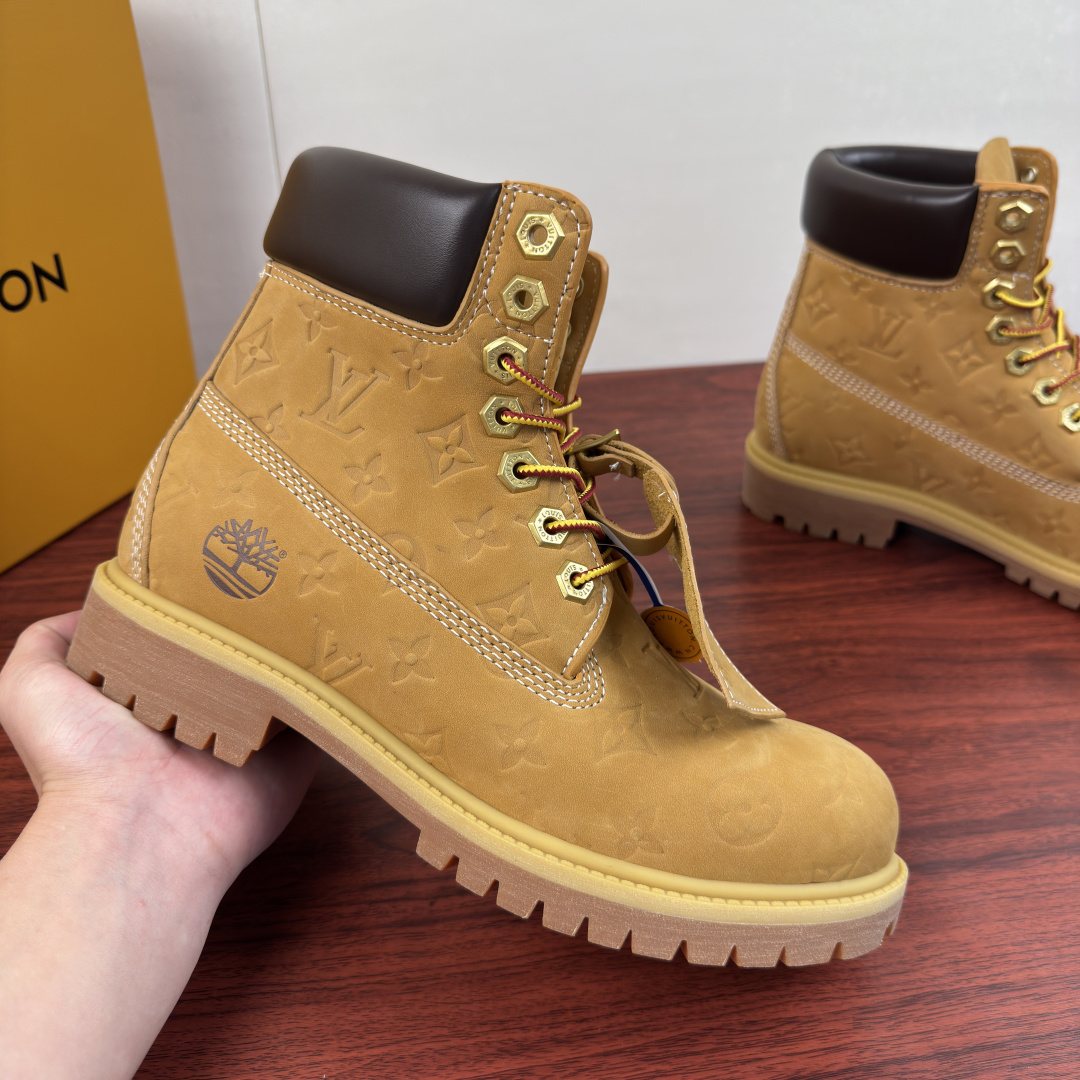 Men's Embossed Lace-Up Work Boots — model