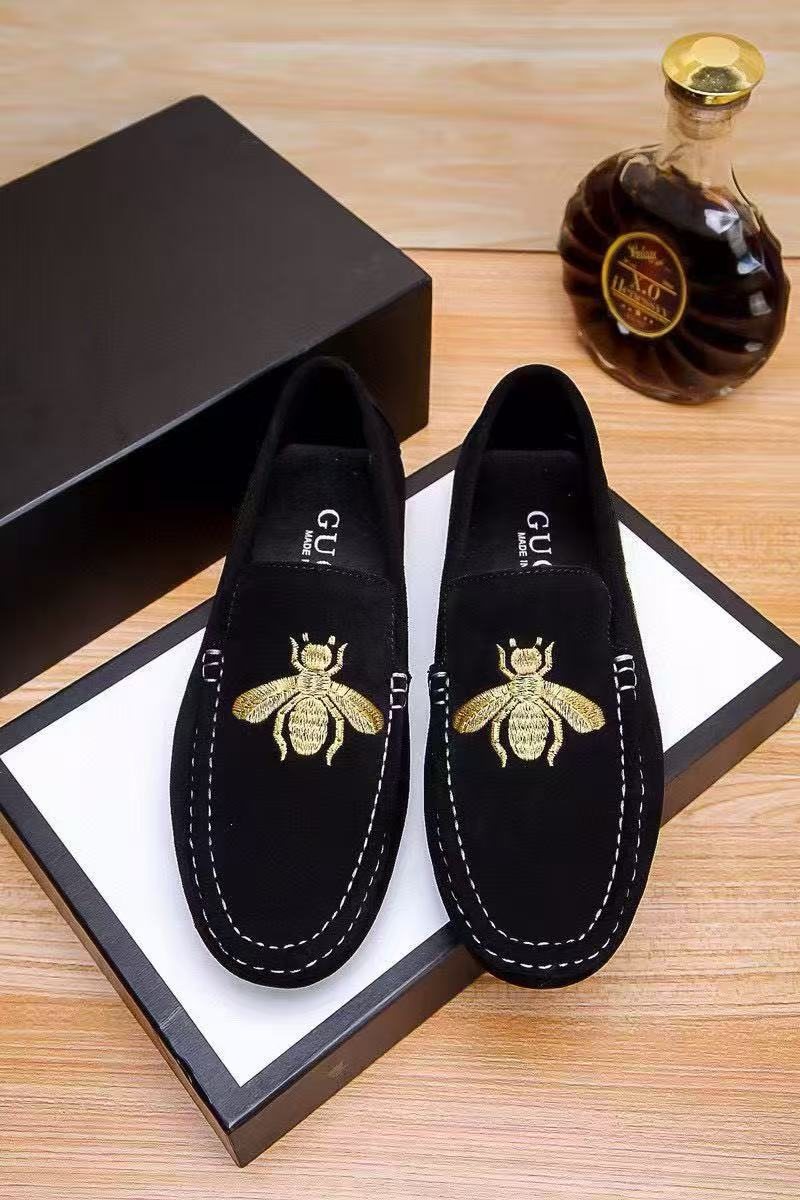 Gucci Black Bee-Embroidered Loafers — hero