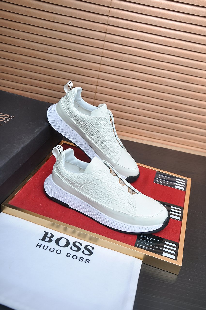 Hugo Boss Textured Low-Top Sneakers — detail