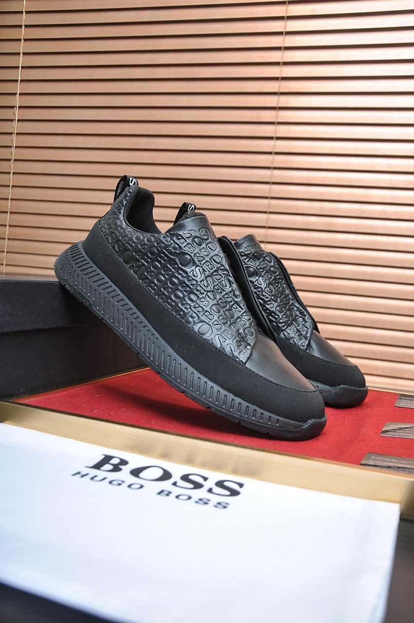Hugo Boss Textured Low-Top Sneakers — front
