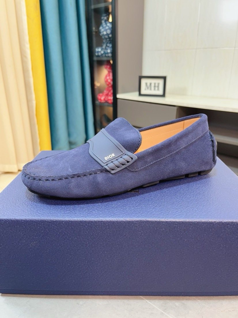 Dior Moc-Toe Logo Plaque Loafers — side