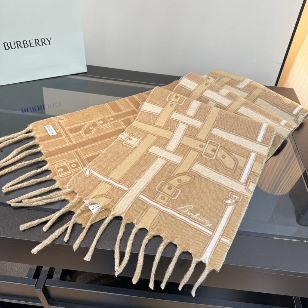 Burberry Geometric Fringed Scarf — side