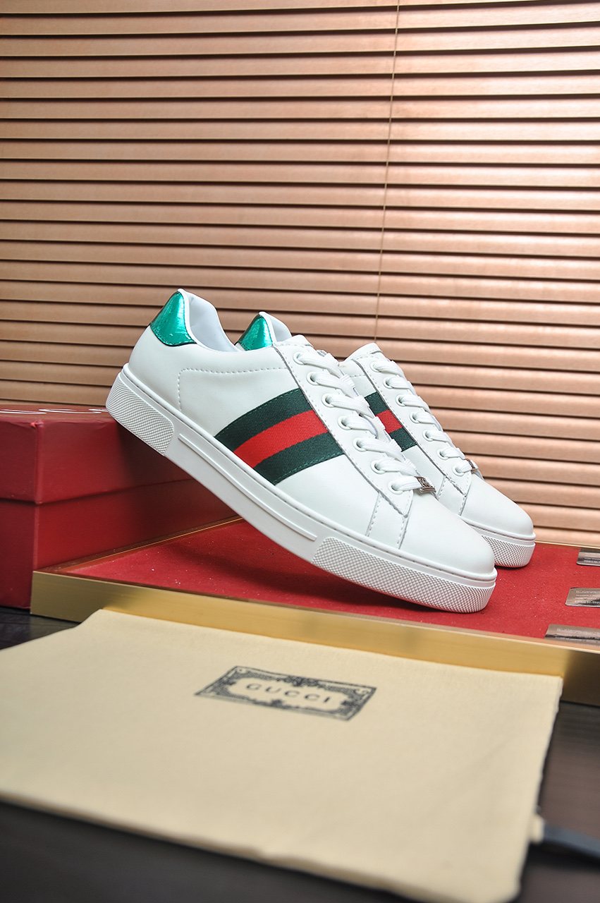 Gucci Striped Low-Top Sneakers — front
