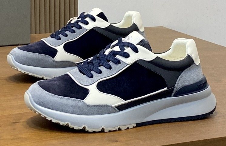 Brunello Cucinelli Navy and Gray Low-Top Sneakers — hero