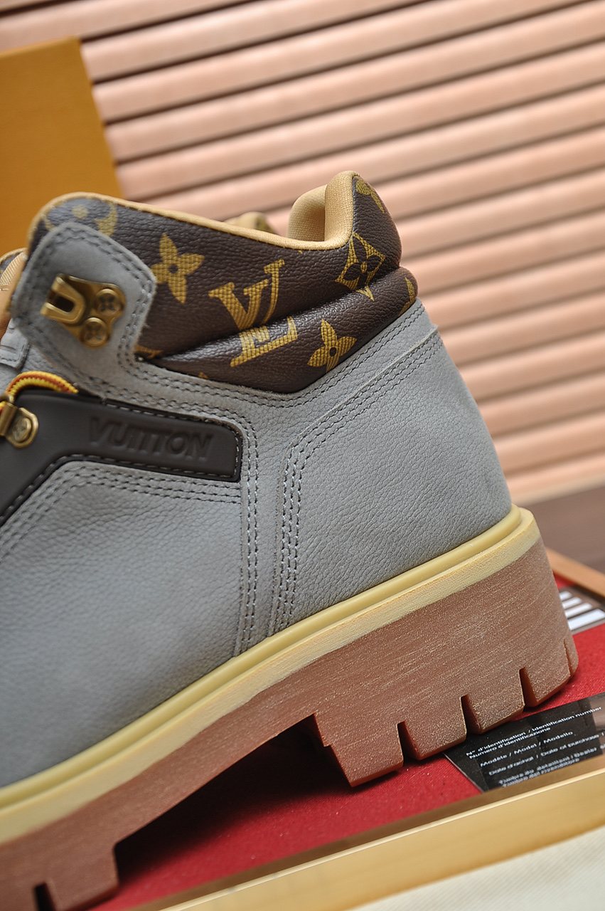 Louis Vuitton Lace-Up Lug-Sole High-Top Boots — detail