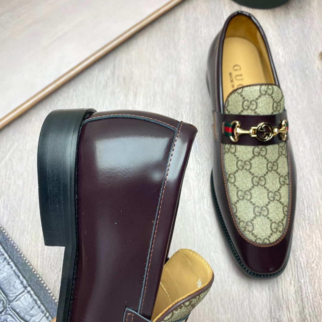Gucci Horsebit Pattern Loafers — side