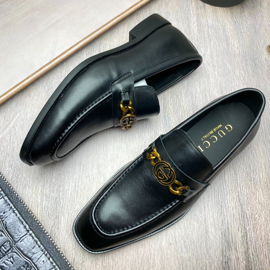 GUCCI Black Gold-Tone Hardware Loafers — side