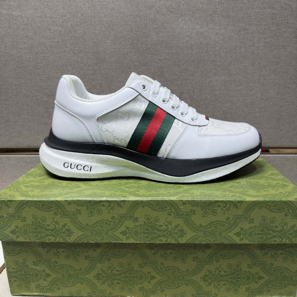 Gucci Stripe Low-Top Sneakers — hero