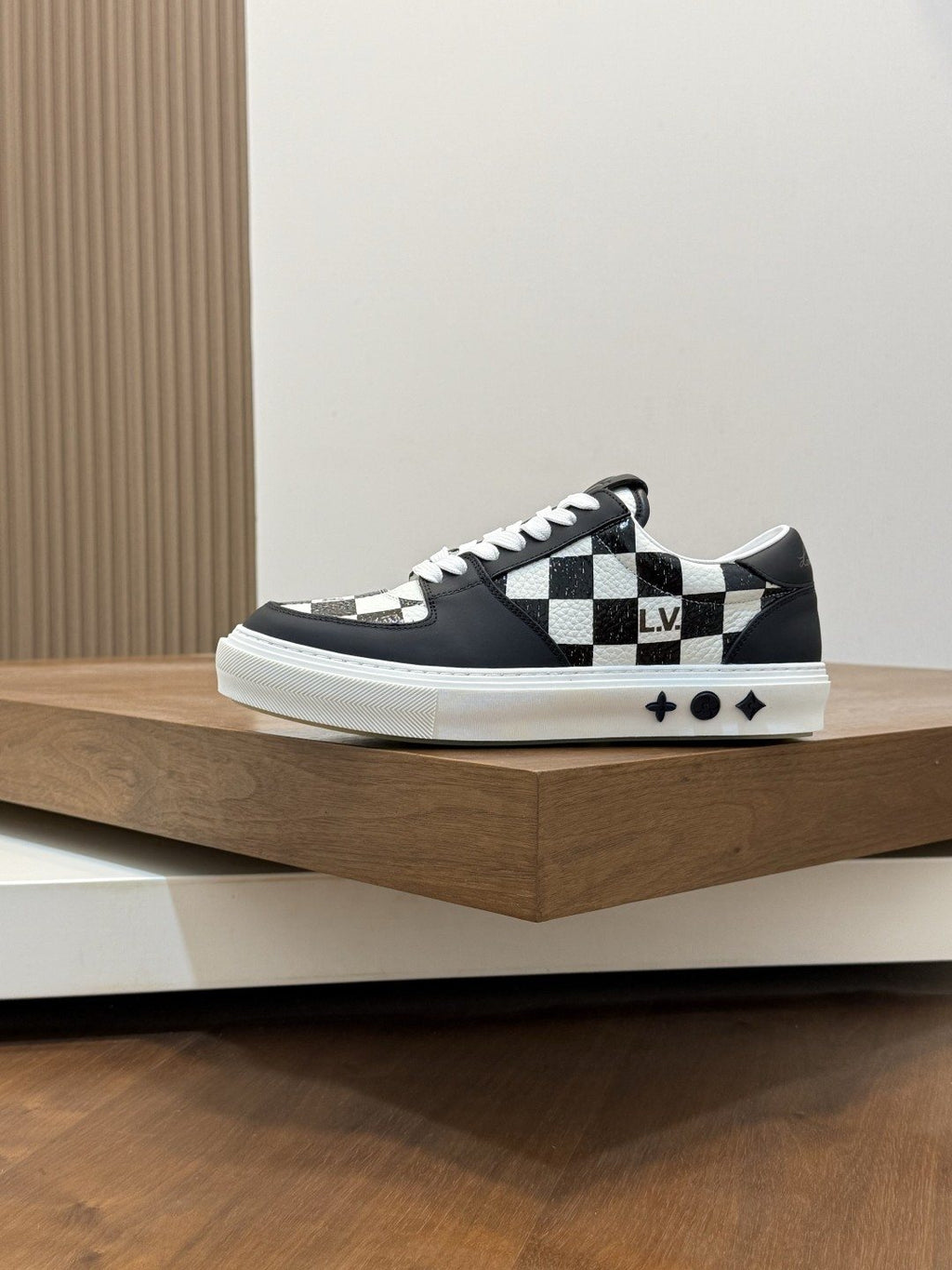 Louis Vuitton Checkerboard Low-Top Sneakers — side