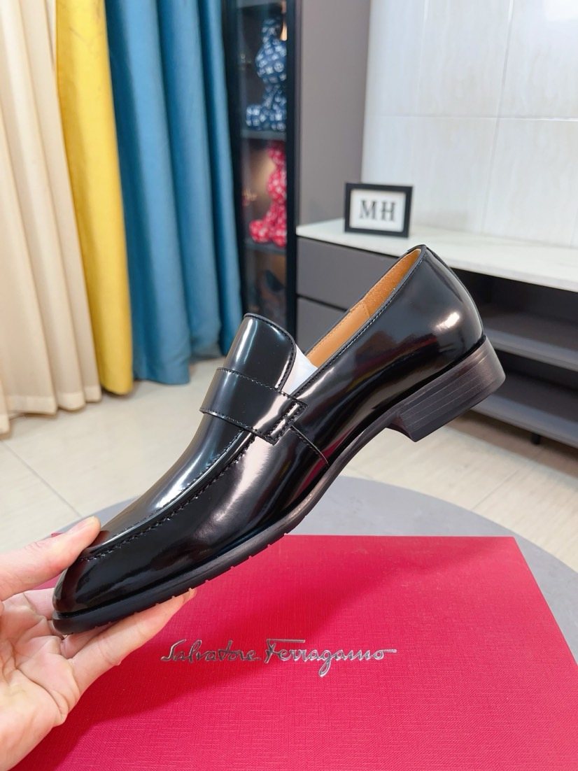 Salvatore Ferragamo Glossy Metal Ornament Loafers — side