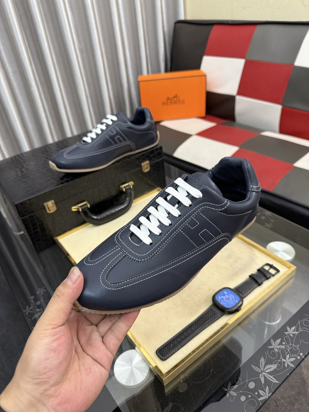 Hermès Stitched Low-Top Sneakers — model