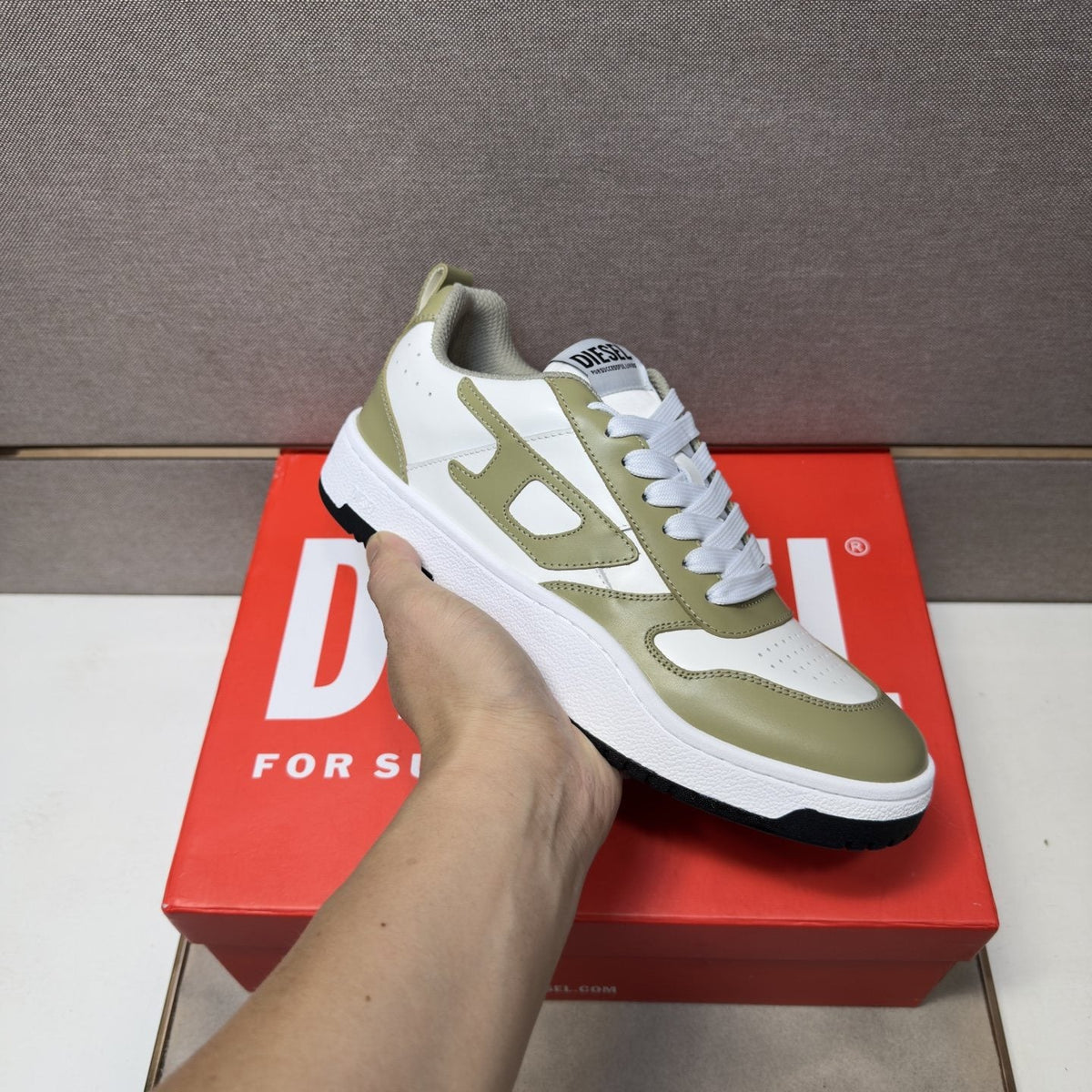 Diesel Panel Low-Top Sneakers — model