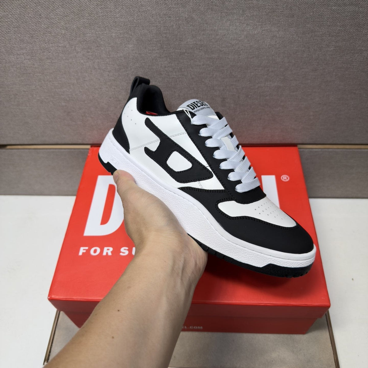 Diesel Panel Low-Top Sneakers — model