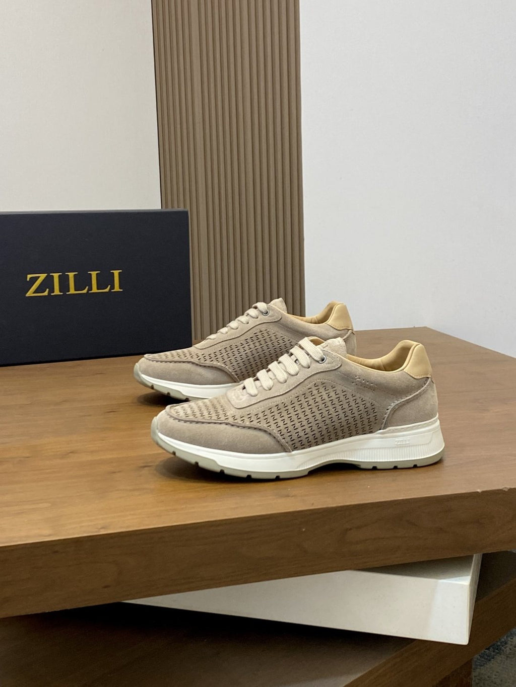 ZILLI Textured Low-Top Sneakers — front