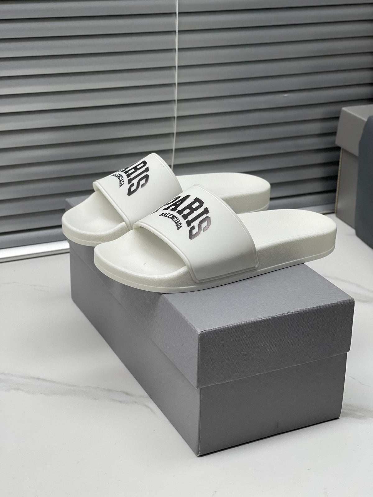 Balenciaga Contrast Lettered Slide Sandals — hero