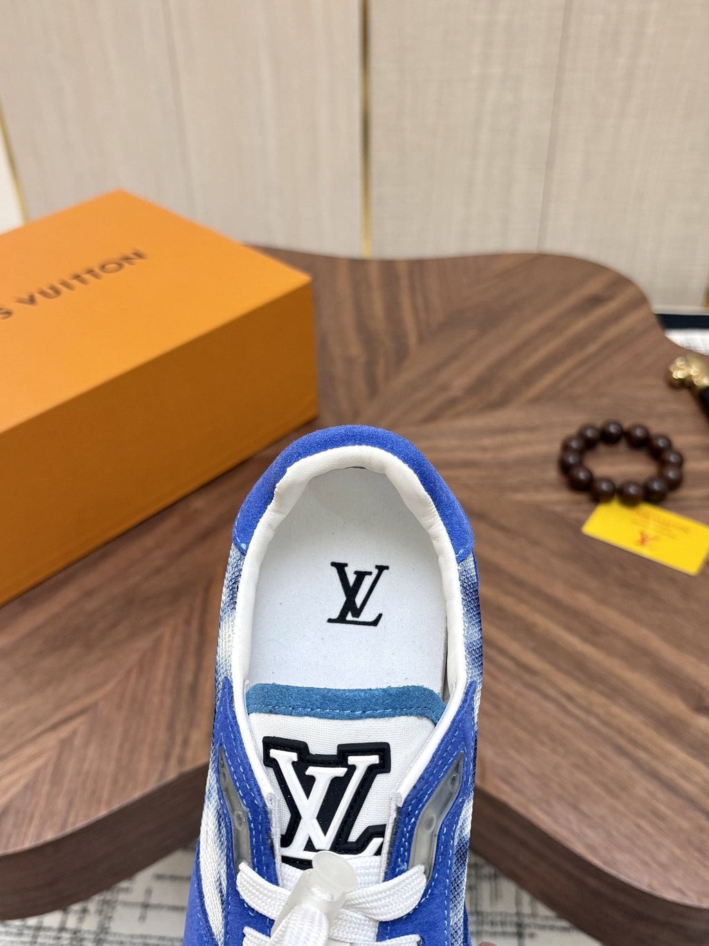 Louis Vuitton Blue Patterned Low-Top Sneakers — detail