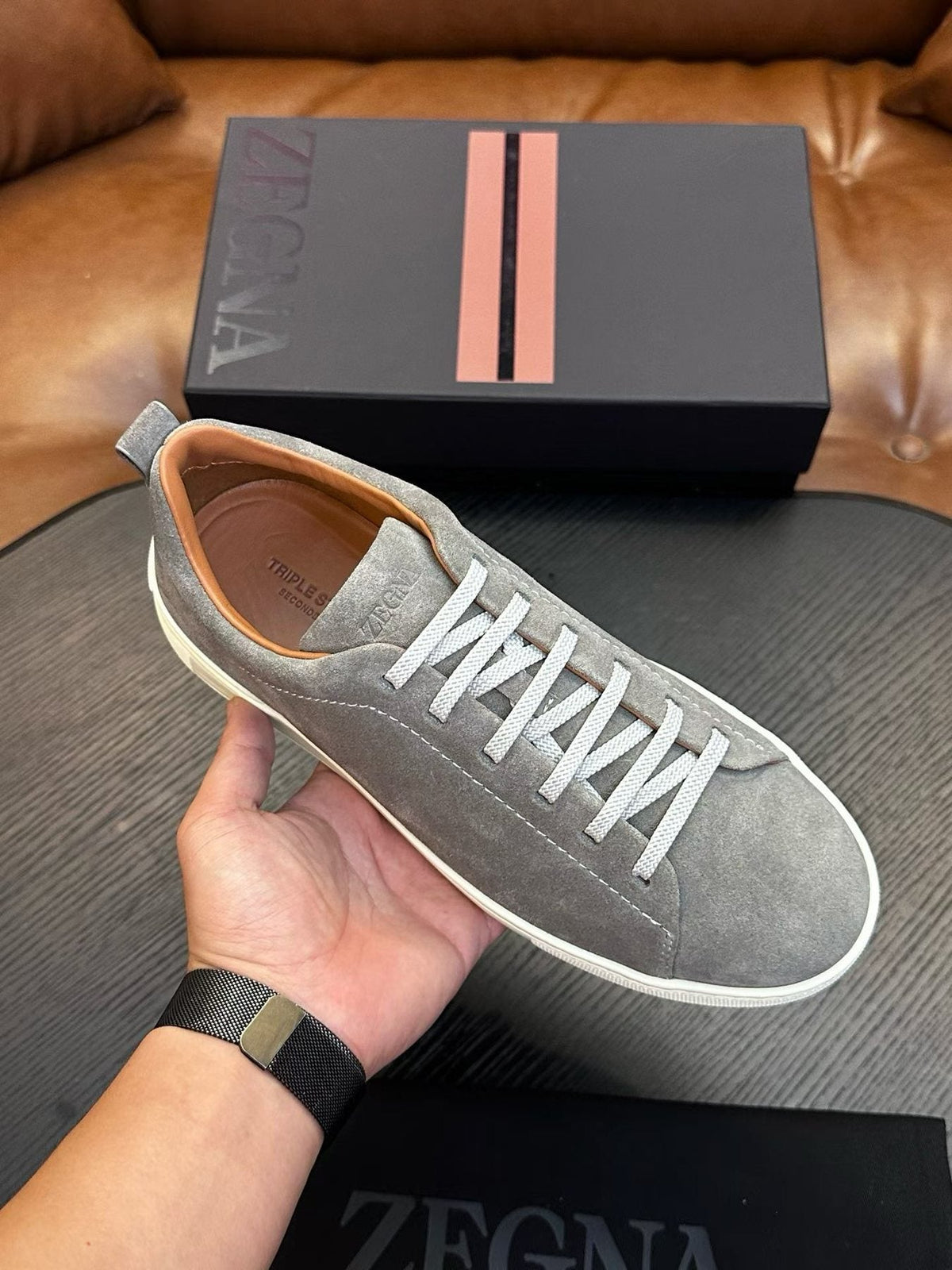 微商相册测试鞋子-Zegna Taupe Brown Lace-Up Sneakers — front