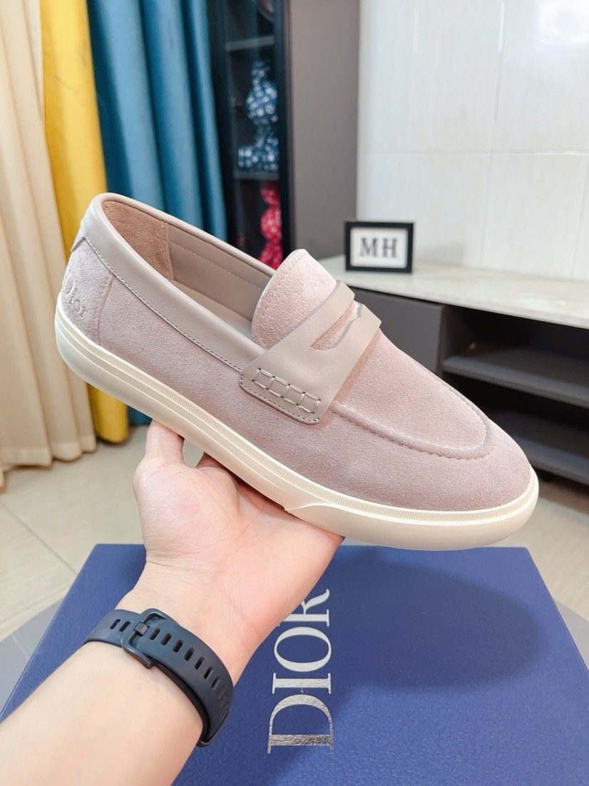 Dior Strap Loafers with Contrast Soles — model