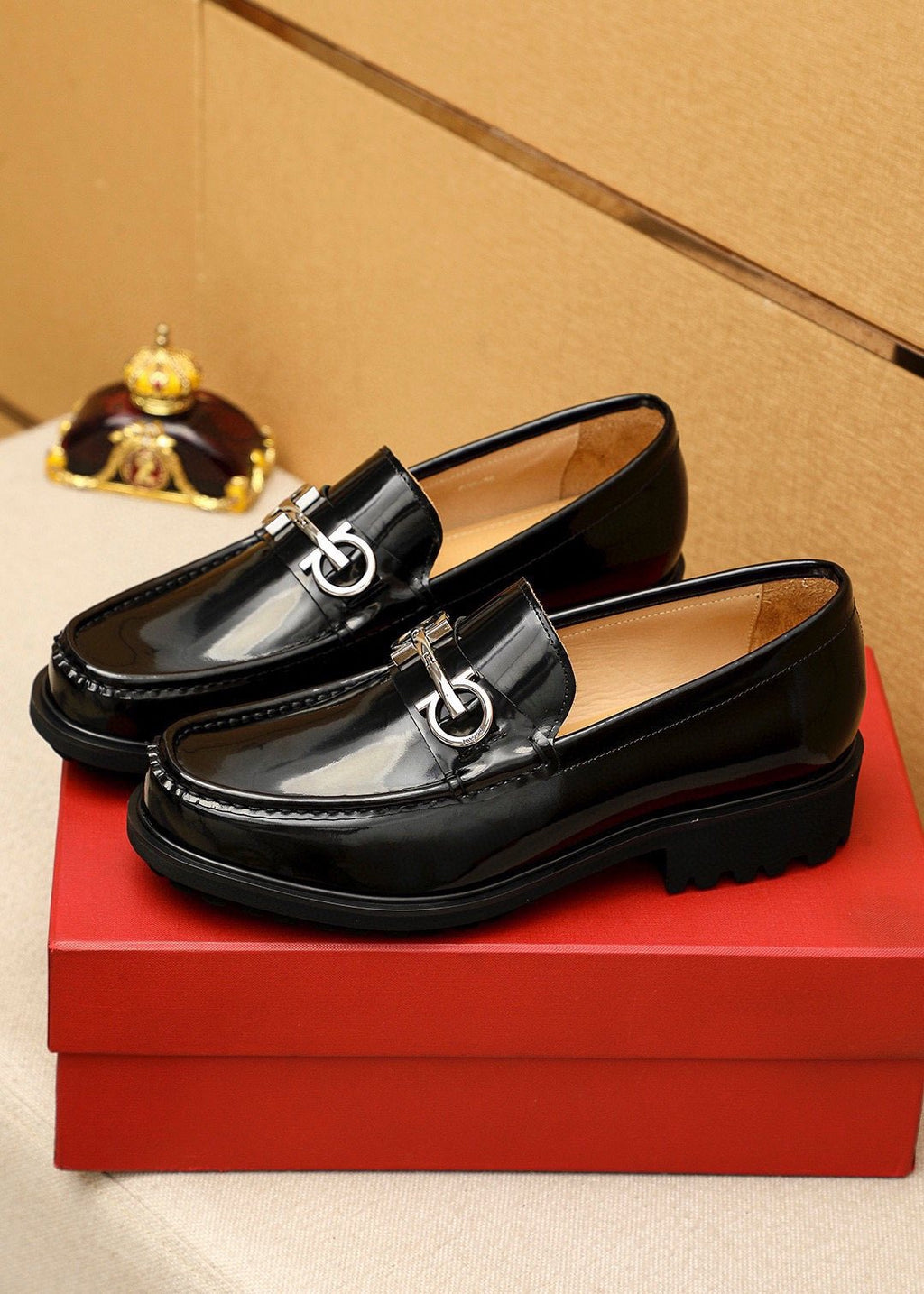 Ferragamo Black Metal-Hardware Loafers — front